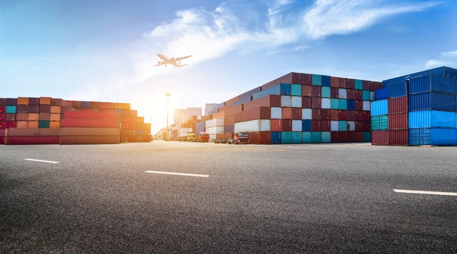 Sự khác biệt giữa dịch vụ vận chuyển hàng hóa và dịch vụ logistics